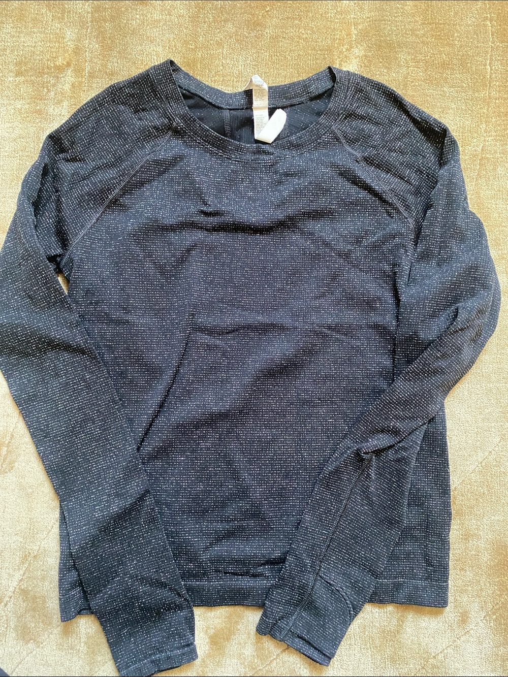 Athleta sparkle momentum top